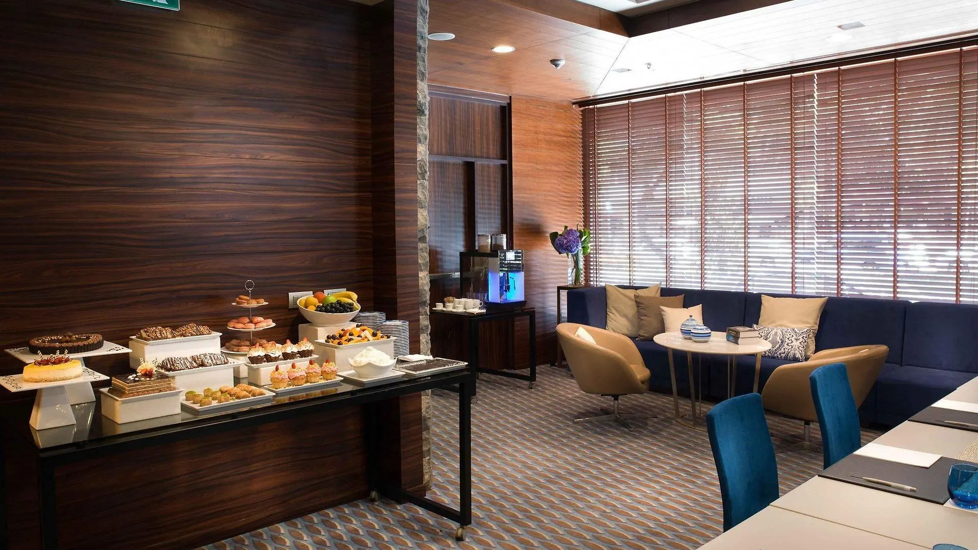 Renaissance Izmir Hotel 5*,  Turkey